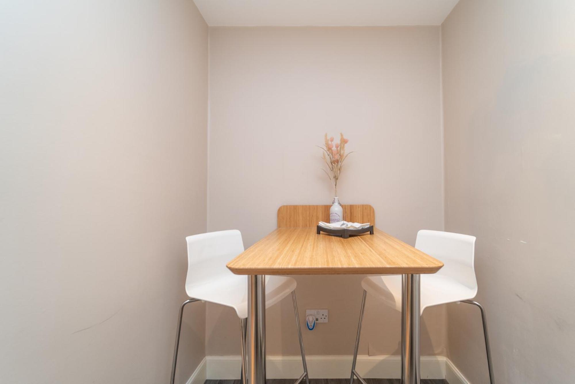 Beautiful Spacious Victorian Town House Appartement EDI